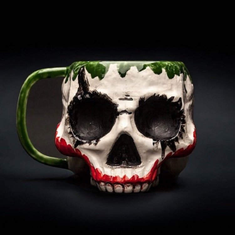 Batman - Joker's Skull Mug