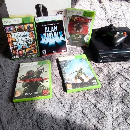 Xbox 360 bundled with games
