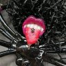 Lips Brooch