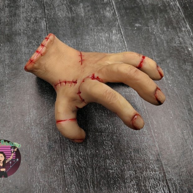 The Addams Family (Wednesday) - Thing Figure