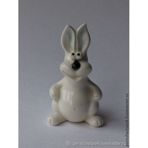 Merry Hare Figure