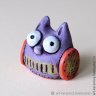 Scared Owl Figure