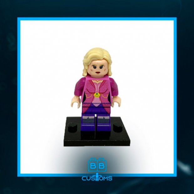 Sci-Fi Royal Duchess Minifigure