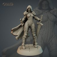 Warrior Woman with two swords Figure (Unpainted)