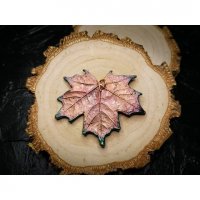 Gradient Maple Leaf Pendant Necklace