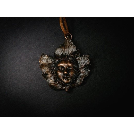 Currant Face Pendant Necklace