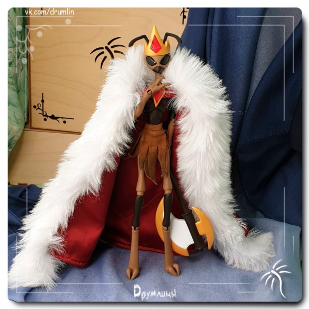Wasp King Figure