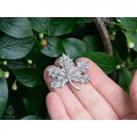 Maple Leaf Brooch