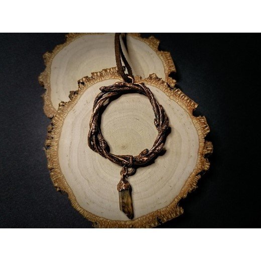 Nest With Crystal Pendant Necklace