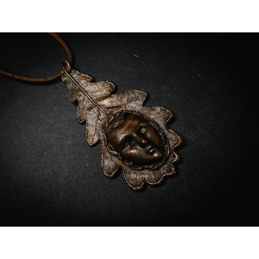 Oak Face Pendant Necklace