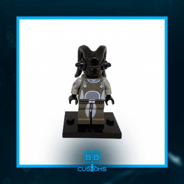Sci-Fi Tentacled Alien Inquisitor Figure