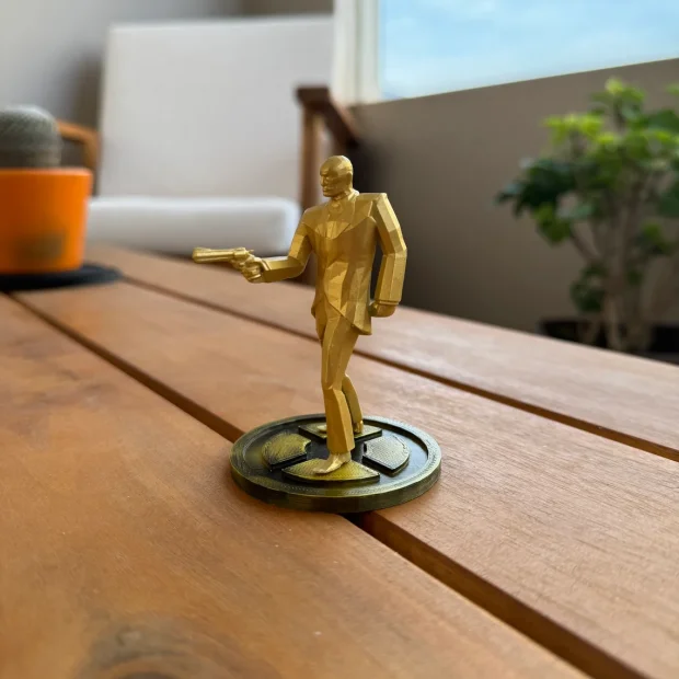 Team Fortress 2 - Spy Model Figure