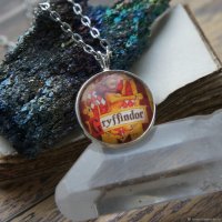 Harry Potter - Gryffindor Pendant Necklace
