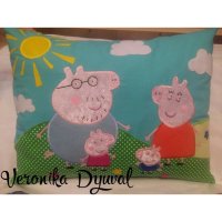 Peppa Pig - Family Pillow
