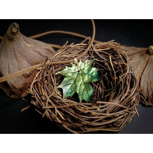 Summer Maple Pendant Necklace