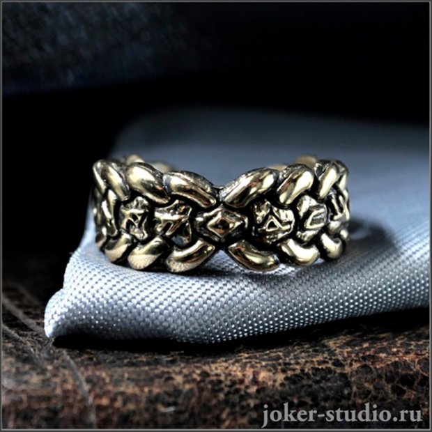 Futhark runes Ring