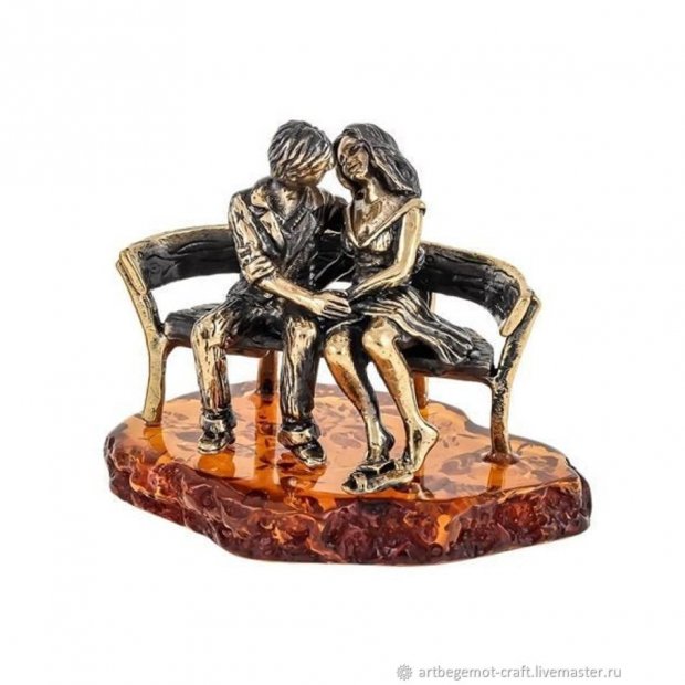 The Lovers Figure
