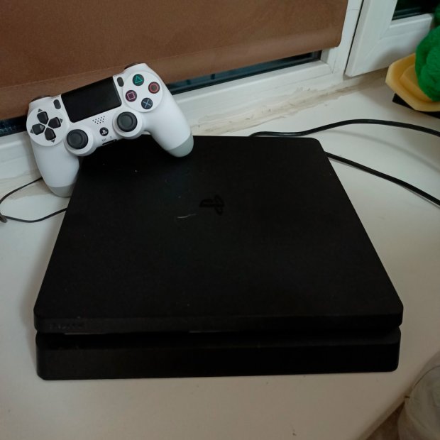 Sony playstation 4 slim 500gb