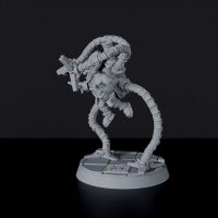 Wendell Dizpot Figure (Unpainted)