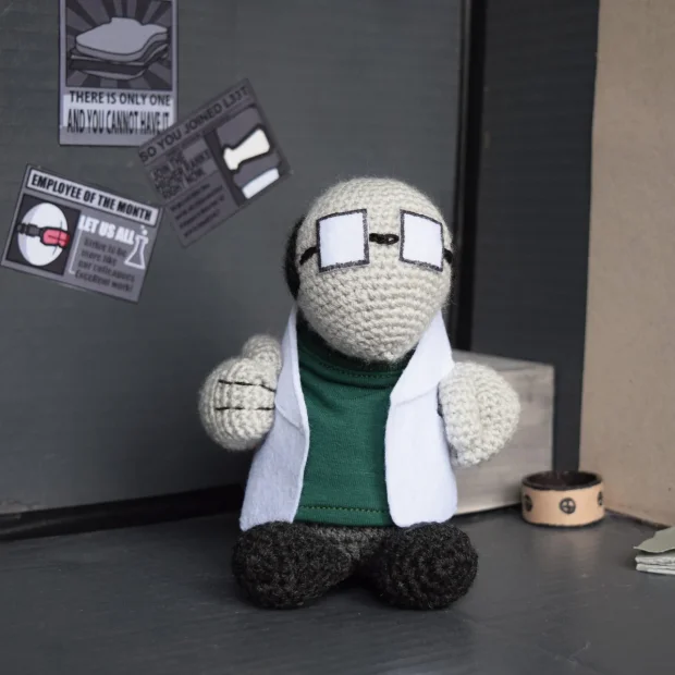 Madness Combat - Scientist Soft Toy