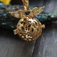 Harry Potter - Snitch Pendant Necklace
