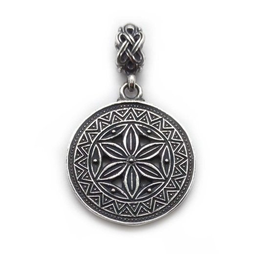 Handmade Perunnik Pendant Necklace