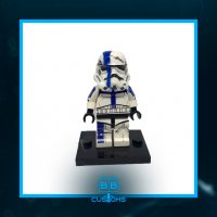 Sci-Fi Elite Genetic Commander Minifigure