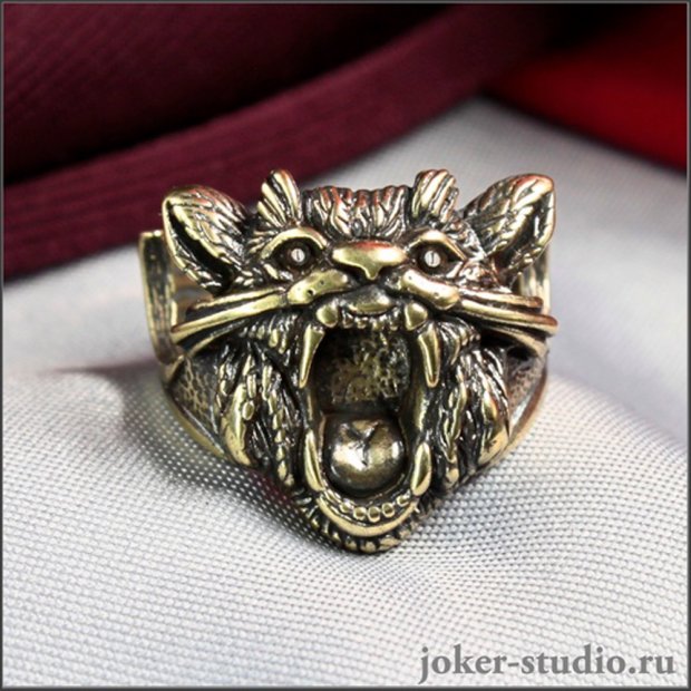 Head of a Cougar Cat Ring