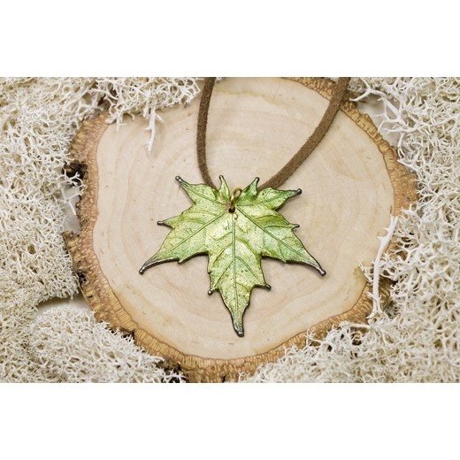 Light Green Maple Pendant Necklace