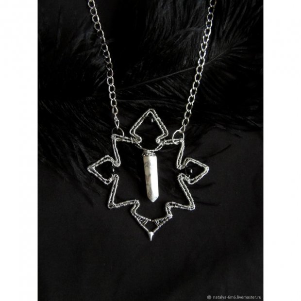 Dark Star Pendant Necklace