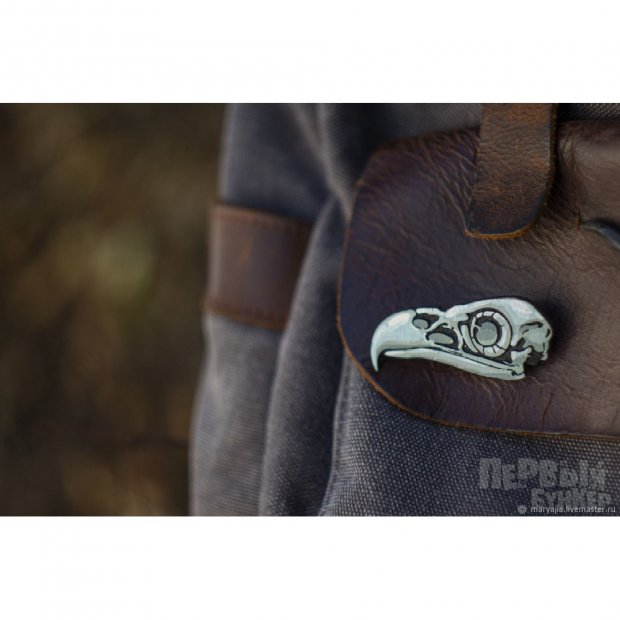 Bird Skull Pin Badge