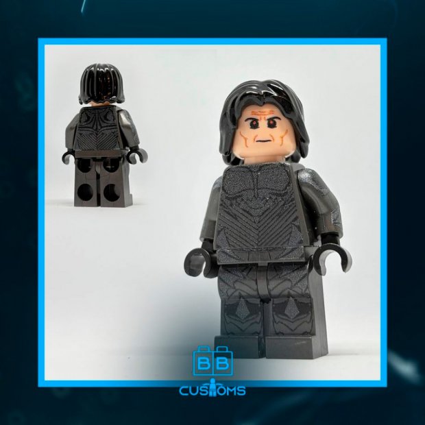 Ancient Dark Titan Minifigure
