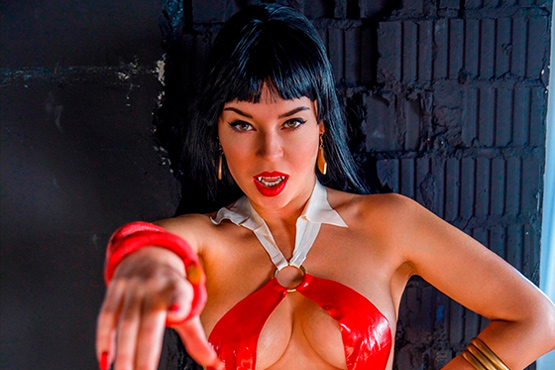 [Cosplay] Vampirella by Anna Shakh #Inspired